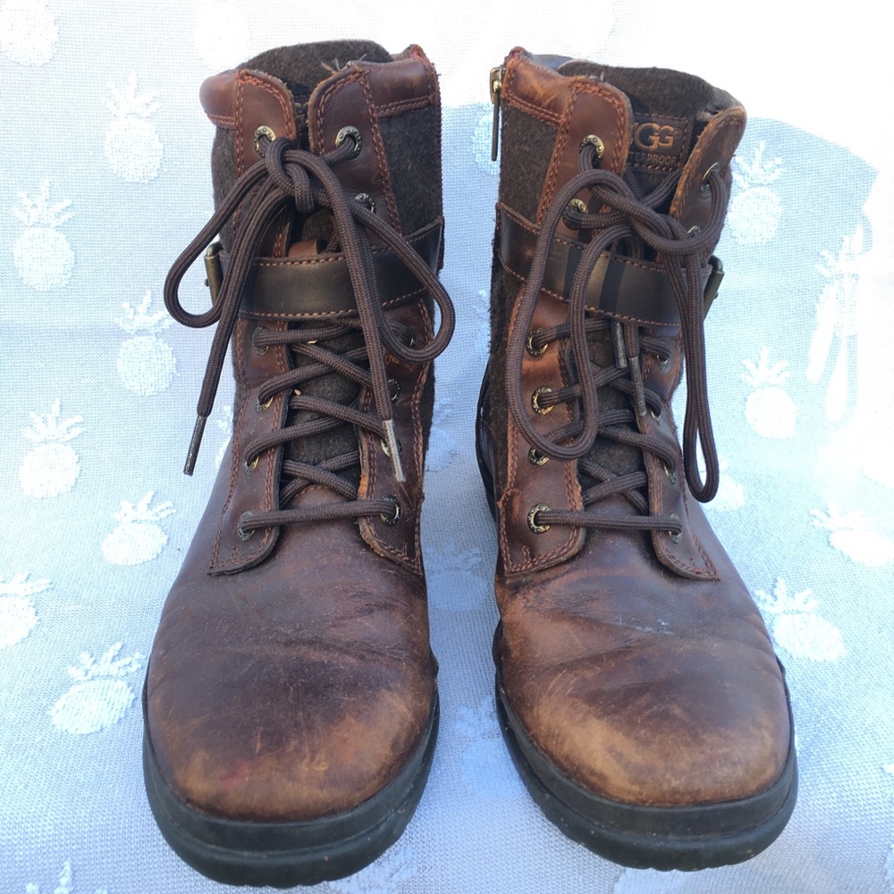 UGG boots Kesey